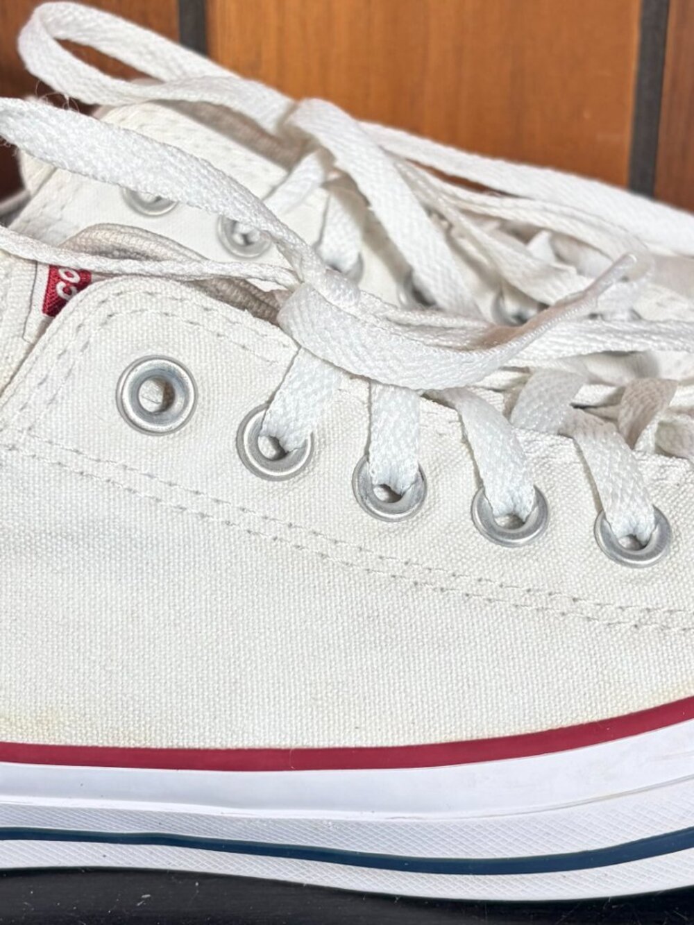 Converse Chuck Taylor All Star White Low Top Lace Up Sneakers 6M 8W - GUC - Picture 2 of 8